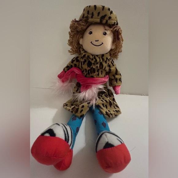GROOVY GIRL - “Girls Rock “ soft doll with fur coat - Picture 1 of 3